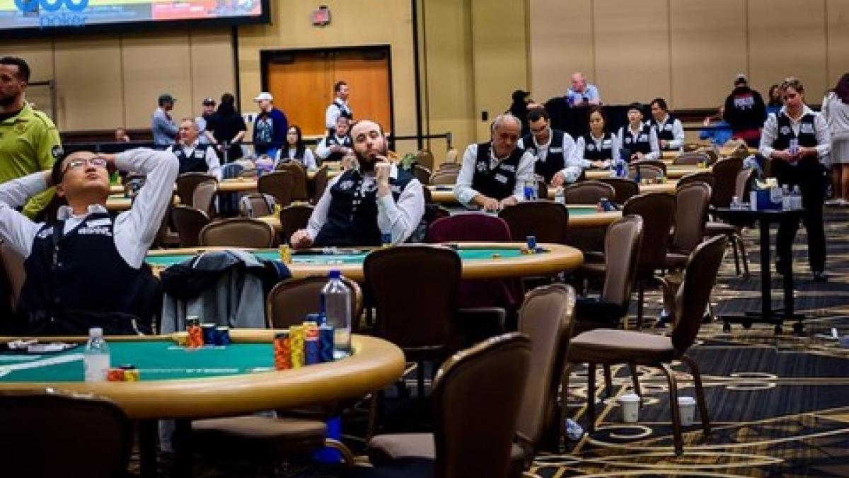 Live Cash Game Poker Strategy Crushing Cash Games in Vegas